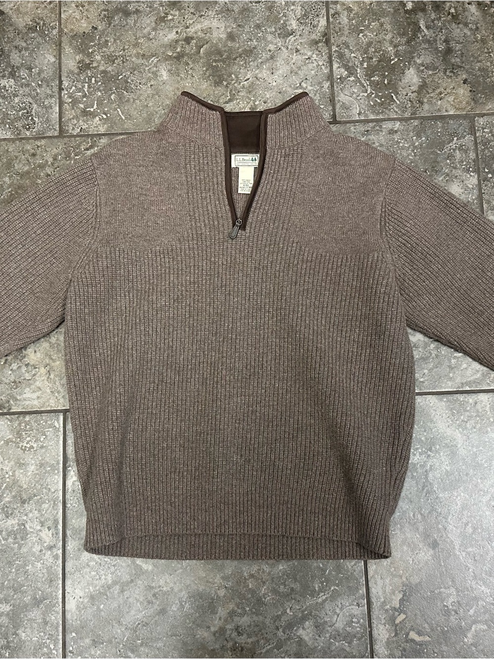 LL Bean Men's Waterfowl Sweater 100% Merino Lambswool Wool Brown Size Medium